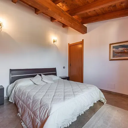 Casa Con Vista Mare *